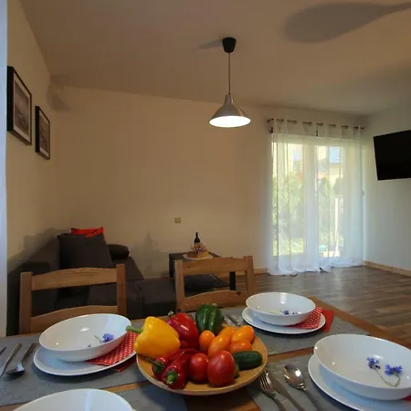 Apartament Apartdębki *