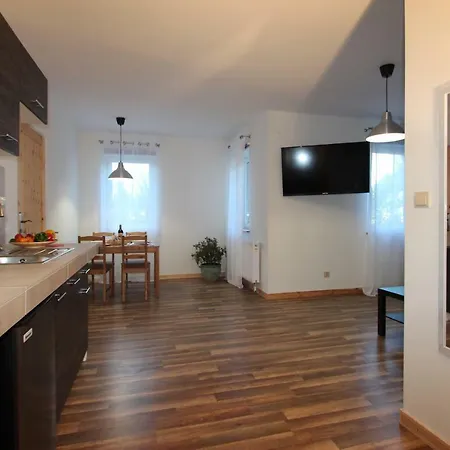 Apartdebki *