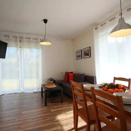 Apartament Apartdębki *