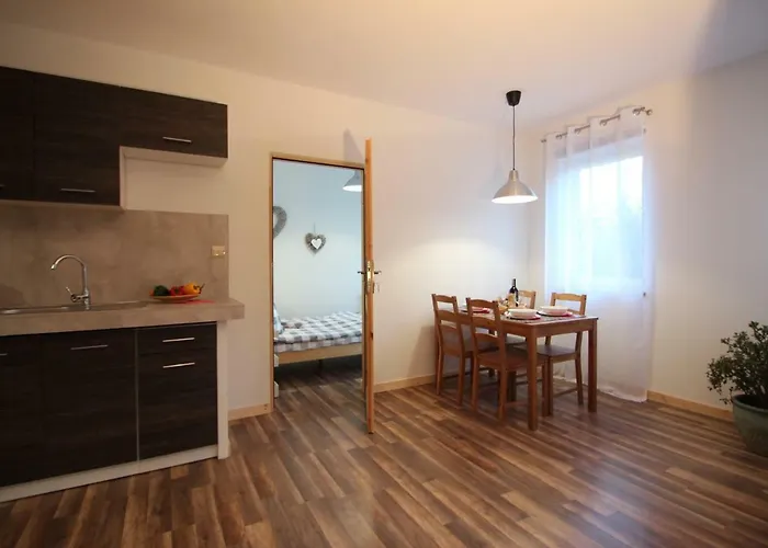 Apartdebki Lägenhet *